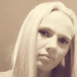 Meet your Posher, Lynda